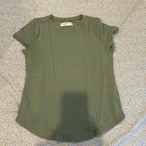 Abercrombie kids olive tshirt